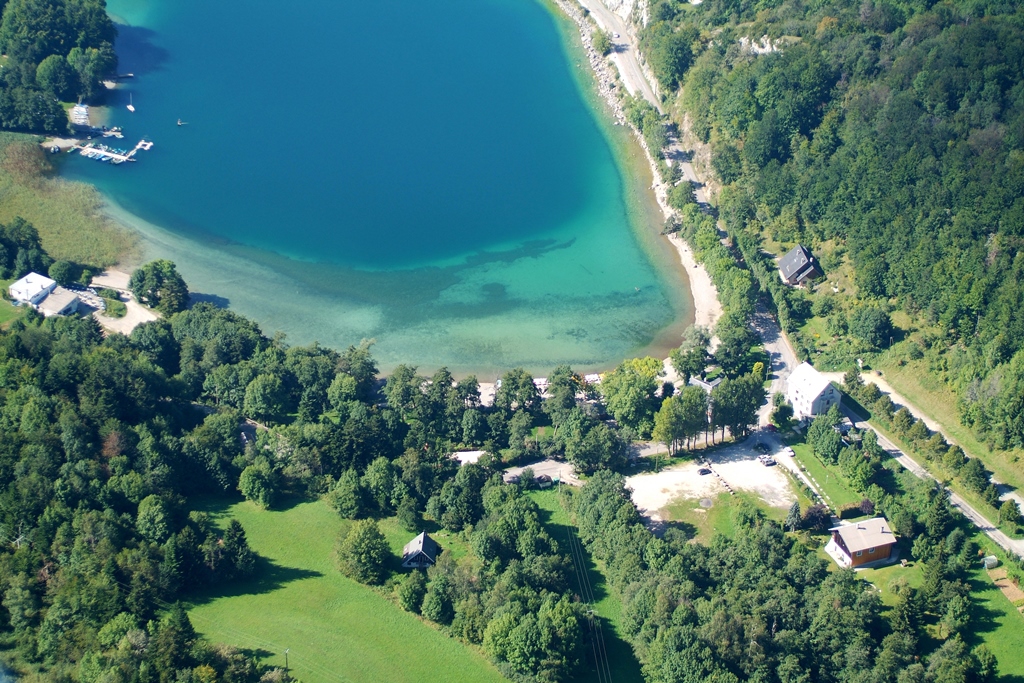 Plage Nord du Lac de Laffrey | Isère Tourisme