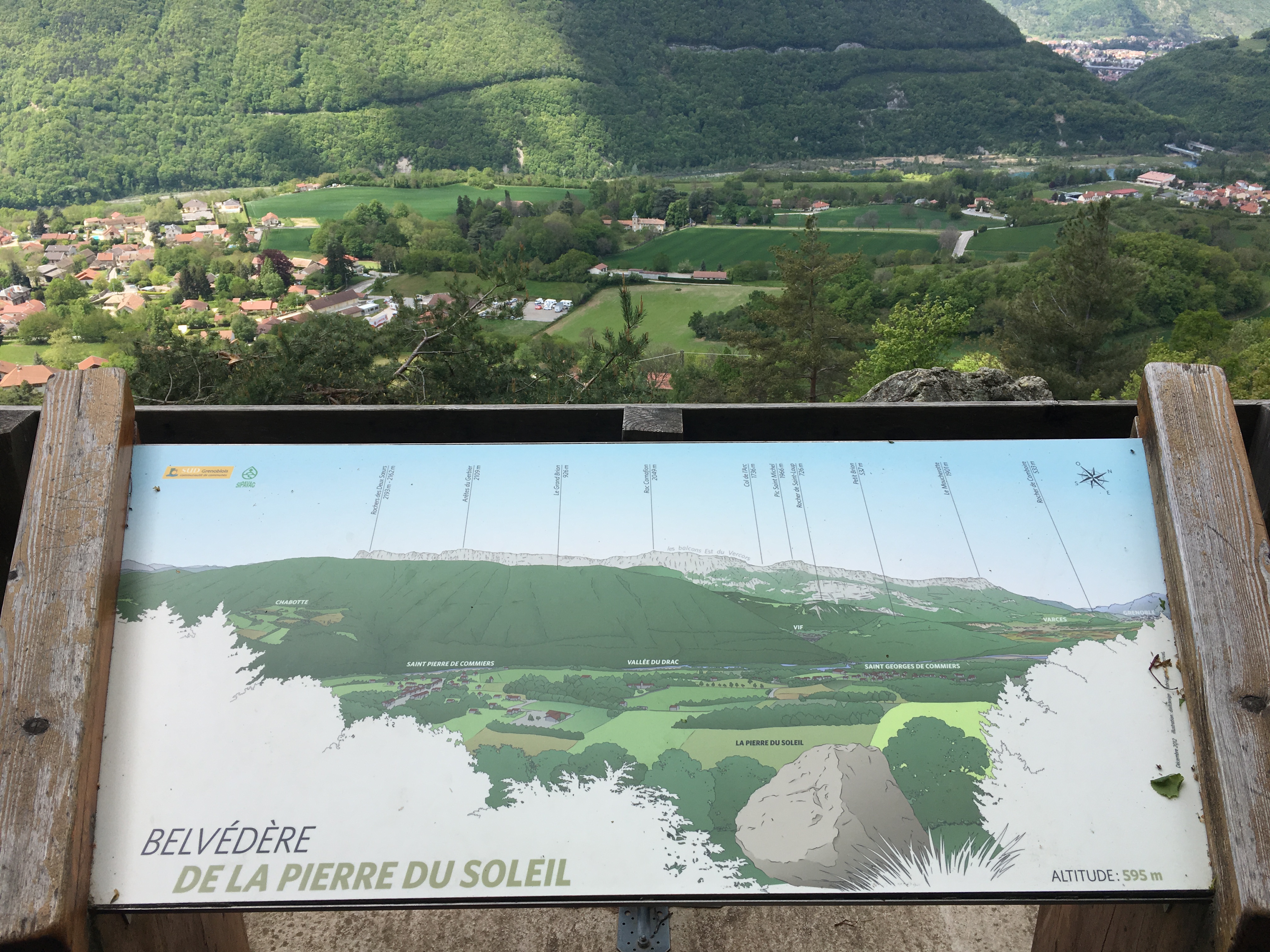 Table d'orientation de la Pierre du Soleil | Isère Tourisme