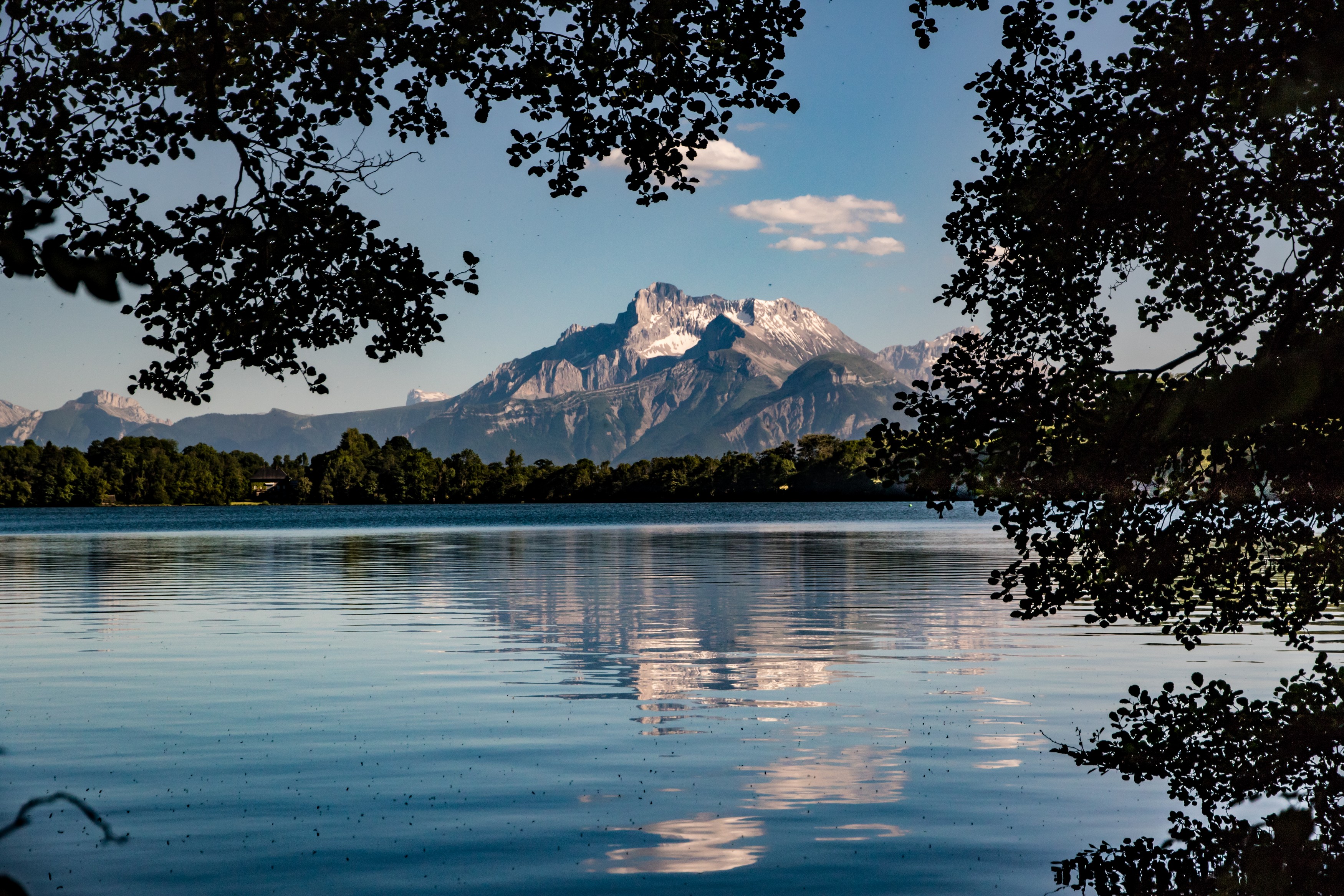 Lac de Pierre Châtel | Isère Tourisme