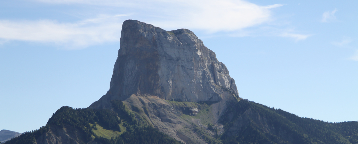 Voies d'escalade du Mont-Aiguille | Isère Tourisme