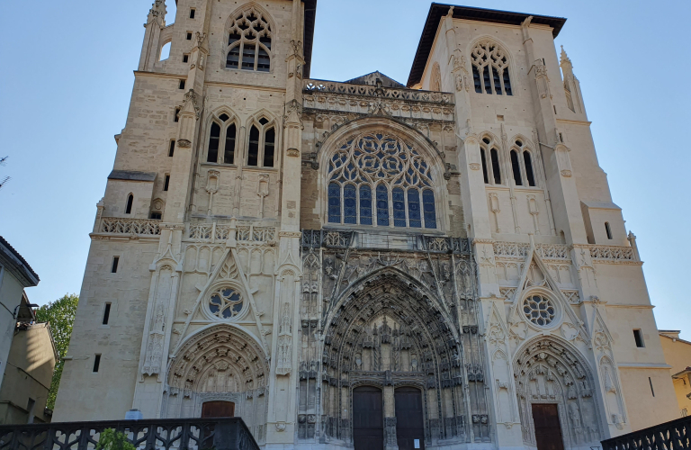 Visite de l&#039;ancienne Cathédrale Saint-Maurice