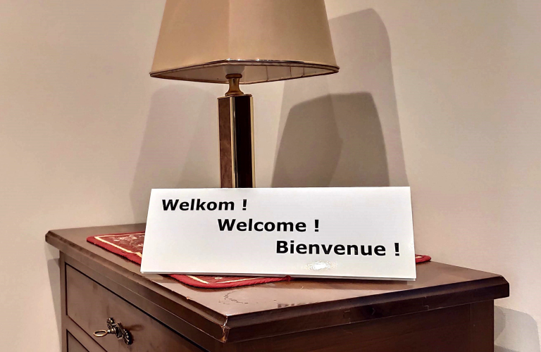 Petit panneau de bienvenue en arrivant